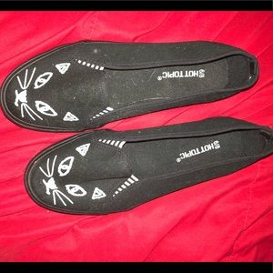 Never worn cat flats from Hot Topic